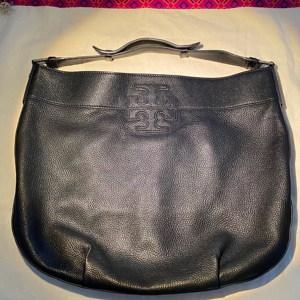 Authentic Tory Burch black leather bag.